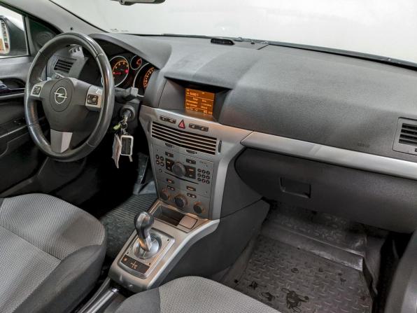 Opel Astra H Рестайлинг с пробегом 2011 года, цена 550 000 рублей, 159720 км, хэтчбек, Автокод Объявления