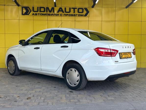 Lada (ВАЗ) Vesta I с пробегом 2018 года, цена 649 000 рублей, 145000 км, седан, Автокод Объявления