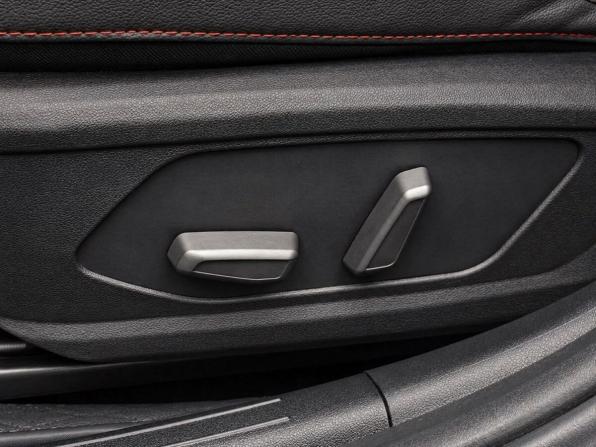 Hyundai Elantra VII (CN7) с пробегом 2022 года, цена 1 742 000 рублей, 32000 км, седан, Автокод Объявления