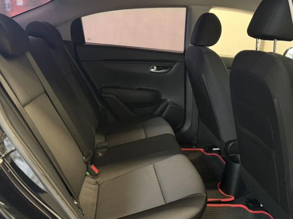 Kia Rio IV Рестайлинг с пробегом 2021 года, цена 1 390 000 рублей, 117156 км, седан, Автокод Объявления