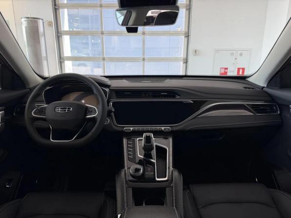Geely Atlas Pro с пробегом 2022 года, цена 2 060 000 рублей, 35478 км, внедорожник, Автокод Объявления