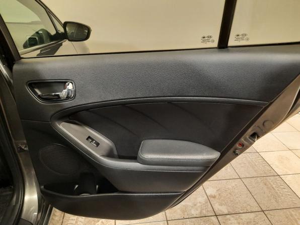 Kia Cerato III Рестайлинг (Classic) с пробегом 2018 года, цена 1 298 000 рублей, 110000 км, седан, Автокод Объявления