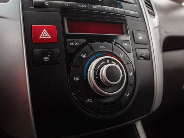 Kia Venga I с пробегом 2011 года, цена 775 000 рублей, 142097 км, компактвэн, Автокод Объявления