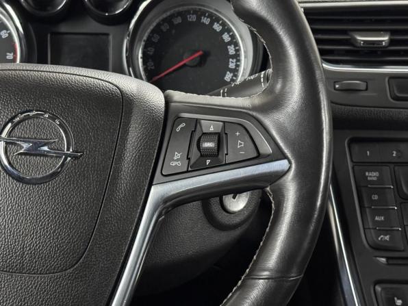 Opel Mokka I с пробегом 2014 года, цена 1 265 000 рублей, 61759 км, внедорожник, Автокод Объявления