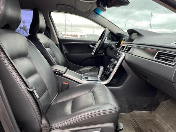 Volvo XC70 II с пробегом 2011 года, цена 1 340 000 рублей, 364000 км, универсал, Автокод Объявления