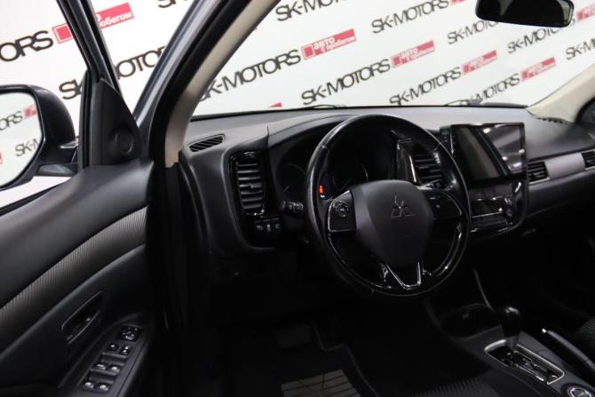 Mitsubishi Outlander III Рестайлинг 2 с пробегом 2016 года, цена 1 935 350 рублей, 118818 км, внедорожник, Автокод Объявления