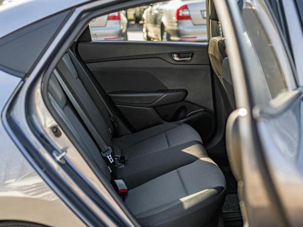 Hyundai Solaris II с пробегом 2018 года, цена 1 180 000 рублей, 147460 км, седан, Автокод Объявления
