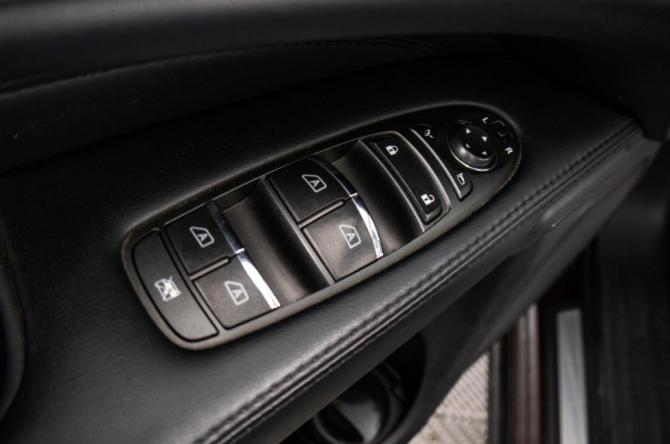 Infiniti JX с пробегом 2013 года, цена 1 649 000 рублей, 137245 км, внедорожник, Автокод Объявления