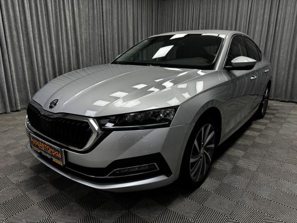 Skoda Octavia IV (A8) с пробегом 2021 года, цена 2 370 000 рублей, 83979 км, лифтбек, Автокод Объявления
