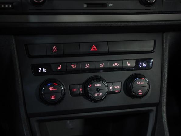 SEAT Leon III с пробегом 2013 года, цена 1 049 000 рублей, 154791 км, хэтчбек, Автокод Объявления