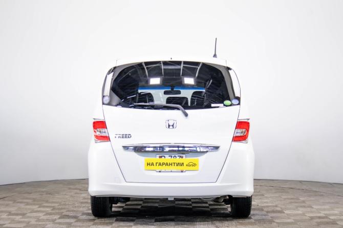 Honda Freed I с пробегом 2014 года, цена 1 499 000 рублей, 170000 км, компактвэн, Автокод Объявления