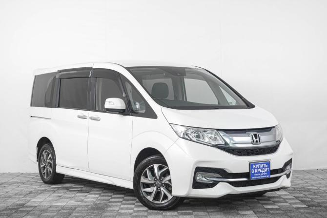 Honda Stepwgn V с пробегом 2016 года, цена 1 849 000 рублей, 117000 км, минивэн, Автокод Объявления