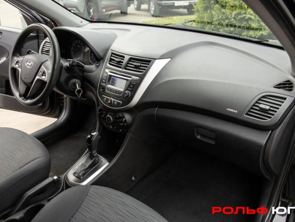 Hyundai Solaris I Рестайлинг с пробегом 2016 года, цена 648 000 рублей, 287656 км, хэтчбек, Автокод Объявления