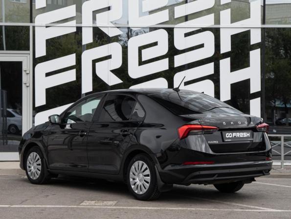 Skoda Rapid II с пробегом 2021 года, цена 1 512 900 рублей, 90128 км, лифтбек, Автокод Объявления