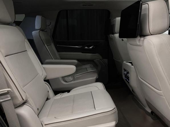 GMC Yukon V с пробегом 2022 года, цена 11 350 000 рублей, 34500 км, внедорожник, Автокод Объявления