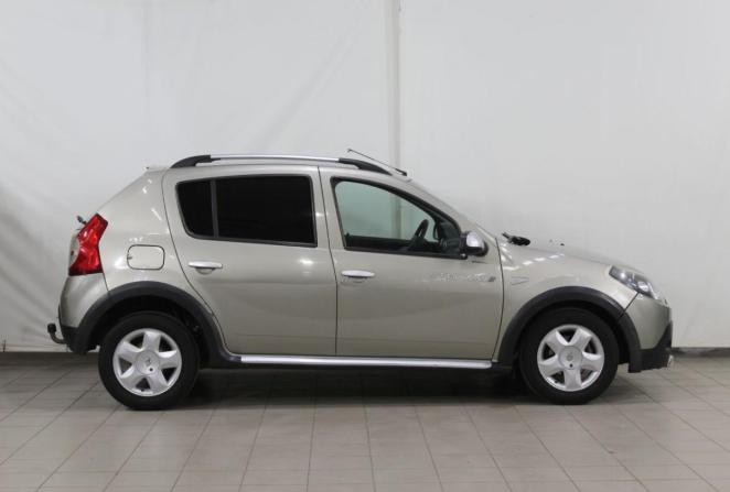Renault Sandero I с пробегом 2011 года, цена 670 000 рублей, 235695 км, хэтчбек, Автокод Объявления