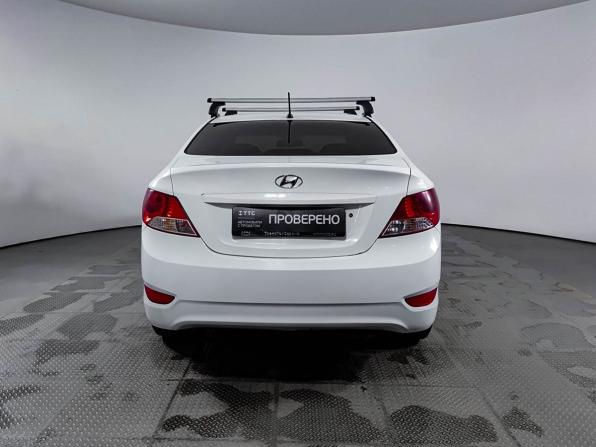Hyundai Solaris I с пробегом 2012 года, цена 635 000 рублей, 231963 км, седан, Автокод Объявления