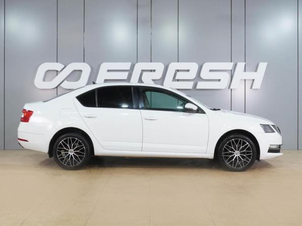 Skoda Octavia III (A7) Рестайлинг с пробегом 2018 года, цена 1 549 000 рублей, 167555 км, лифтбек, Автокод Объявления