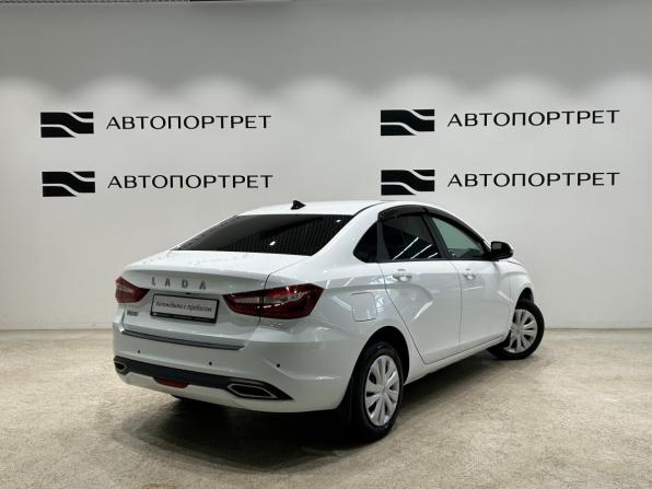 Lada (ВАЗ) Vesta I Рестайлинг (NG) с пробегом 2023 года, цена 1 199 000 рублей, 45789 км, седан, Автокод Объявления