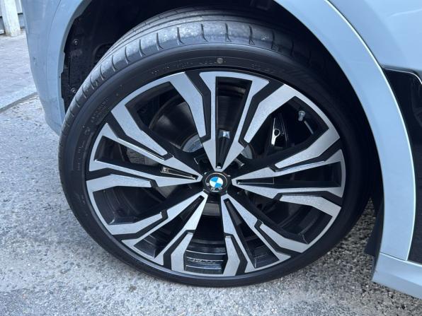 BMW X7 I (G07) Рестайлинг с пробегом 2025 года, цена 15 750 000 рублей, 14646 км, внедорожник, Автокод Объявления