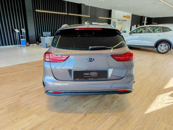 Kia Ceed III с пробегом 2019 года, цена 1 838 800 рублей, 33932 км, универсал, Автокод Объявления