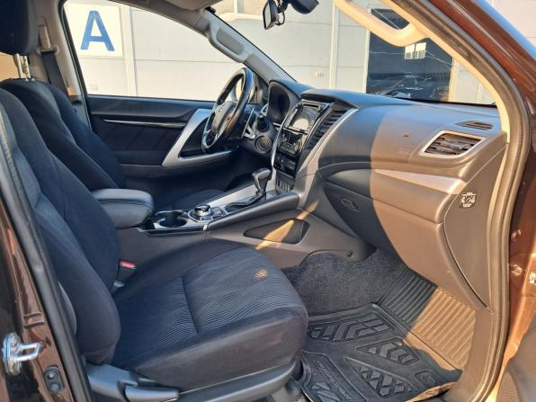 Mitsubishi Pajero Sport III с пробегом 2018 года, цена 2 570 000 рублей, 144704 км, внедорожник, Автокод Объявления