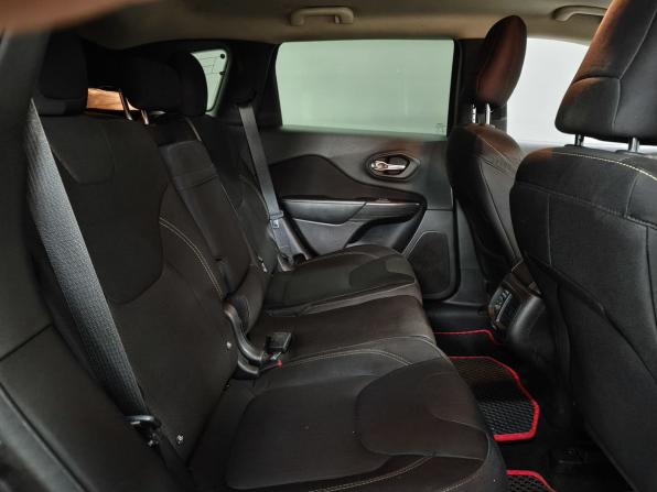 Jeep Cherokee V (KL) с пробегом 2014 года, цена 965 000 рублей, 333468 км, внедорожник, Автокод Объявления