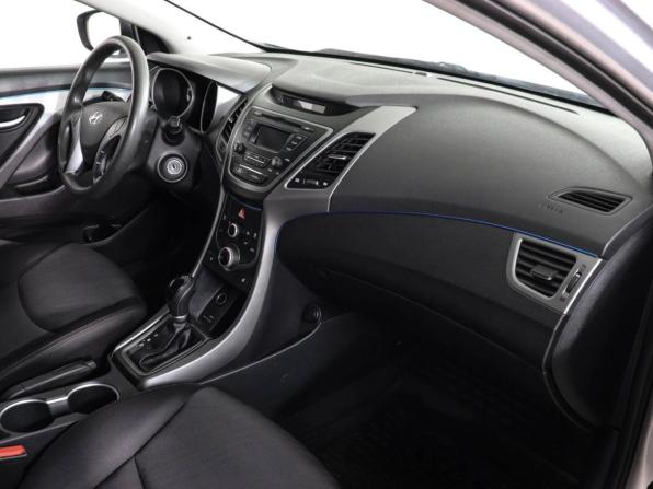 Hyundai Elantra V (MD) Рестайлинг с пробегом 2015 года, цена 999 000 рублей, 242142 км, седан, Автокод Объявления