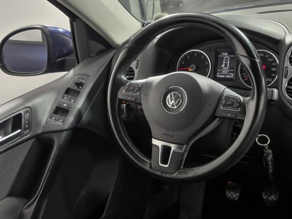 Volkswagen Tiguan I Рестайлинг с пробегом 2011 года, цена 1 059 000 рублей, 178458 км, внедорожник, Автокод Объявления