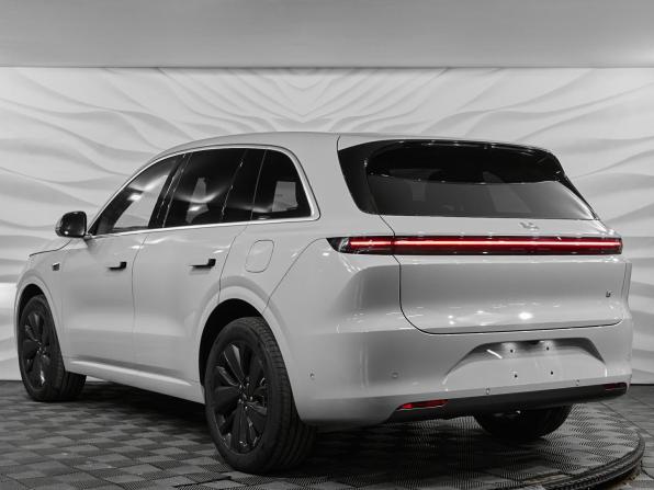Новый Li Auto (Lixiang) L6 2026 года, цена 8 890 000 рублей, внедорожник, Автокод Объявления