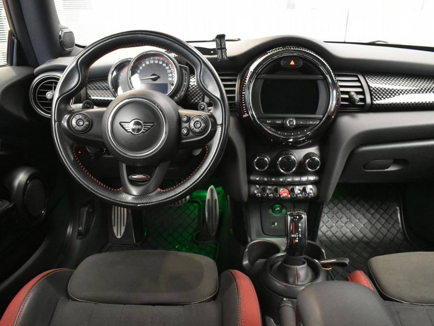 Mini Hatch III (F55/F56) Рестайлинг Москва  - изображение 12
