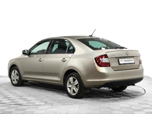 Skoda Rapid I Рестайлинг с пробегом 2018 года, цена 1 399 000 рублей, 107700 км, лифтбек, Автокод Объявления