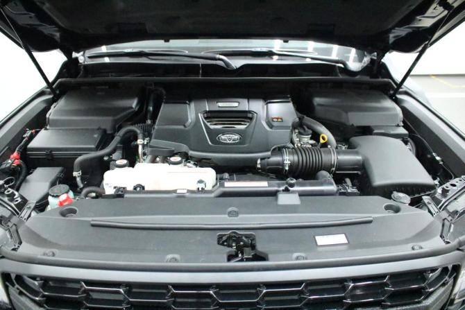 Toyota Land Cruiser 300 Series с пробегом 2021 года, цена 14 995 000 рублей, 10051 км, внедорожник, Автокод Объявления