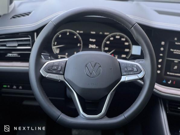 Новый Volkswagen Touareg III Рестайлинг 2025 года, цена 11 990 000 рублей, внедорожник, Автокод Объявления