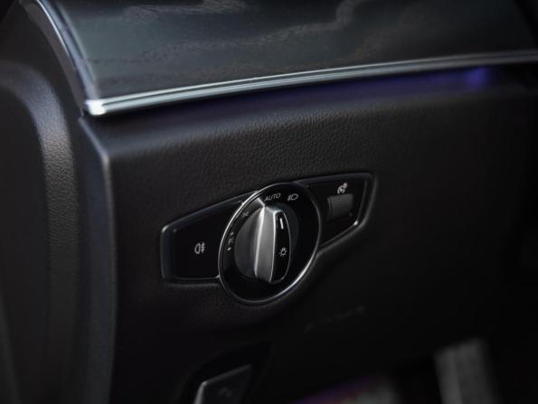 Mercedes-Benz E-Класс V (W213 S213 C238) Рестайлинг с пробегом 2021 года, цена 3 799 000 рублей, 117126 км, седан, Автокод Объявления