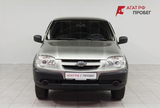 Chevrolet Niva I Рестайлинг с пробегом 2015 года, цена 628 000 рублей, 166596 км, внедорожник, Автокод Объявления
