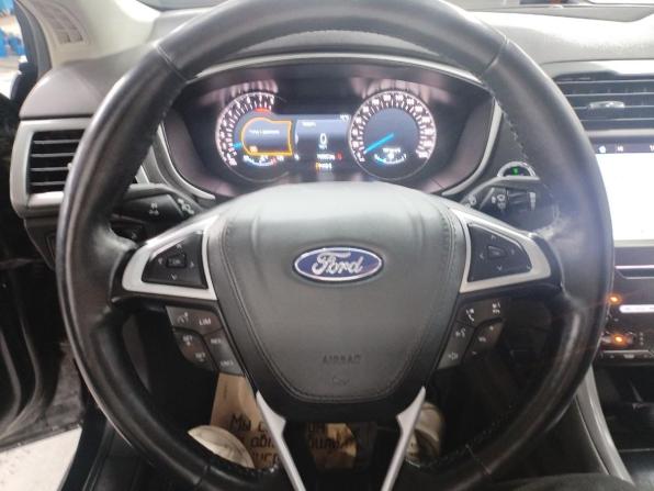 Ford Mondeo V с пробегом 2017 года, цена 1 645 000 рублей, 169042 км, седан, Автокод Объявления