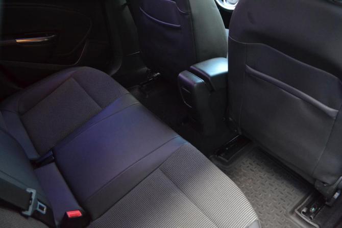 Opel Astra J с пробегом 2012 года, цена 400 000 рублей, 236000 км, хэтчбек, Автокод Объявления