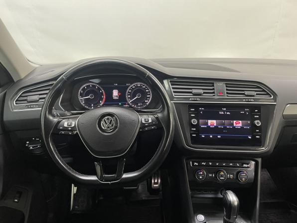 Volkswagen Tiguan II с пробегом 2018 года, цена 2 749 000 рублей, 51376 км, внедорожник, Автокод Объявления