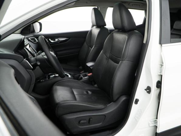 Nissan Qashqai II с пробегом 2014 года, цена 1 399 046 рублей, 202710 км, внедорожник, Автокод Объявления