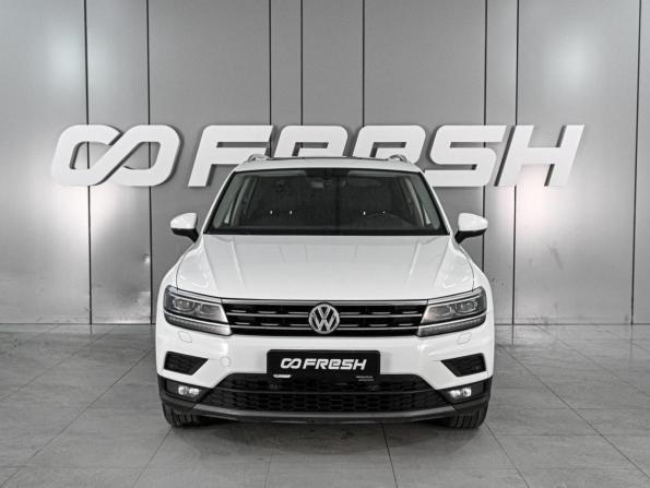 Volkswagen Tiguan II с пробегом 2018 года, цена 2 329 000 рублей, 131458 км, внедорожник, Автокод Объявления