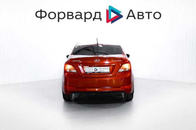 Hyundai Solaris I Рестайлинг с пробегом 2015 года, цена 949 000 рублей, 196000 км, седан, Автокод Объявления