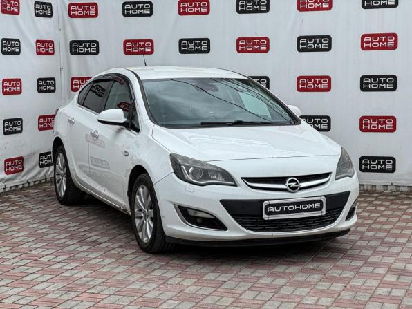Opel Astra J Рестайлинг с пробегом 2012 года, цена 429 990 рублей, 199233 км, седан, Автокод Объявления