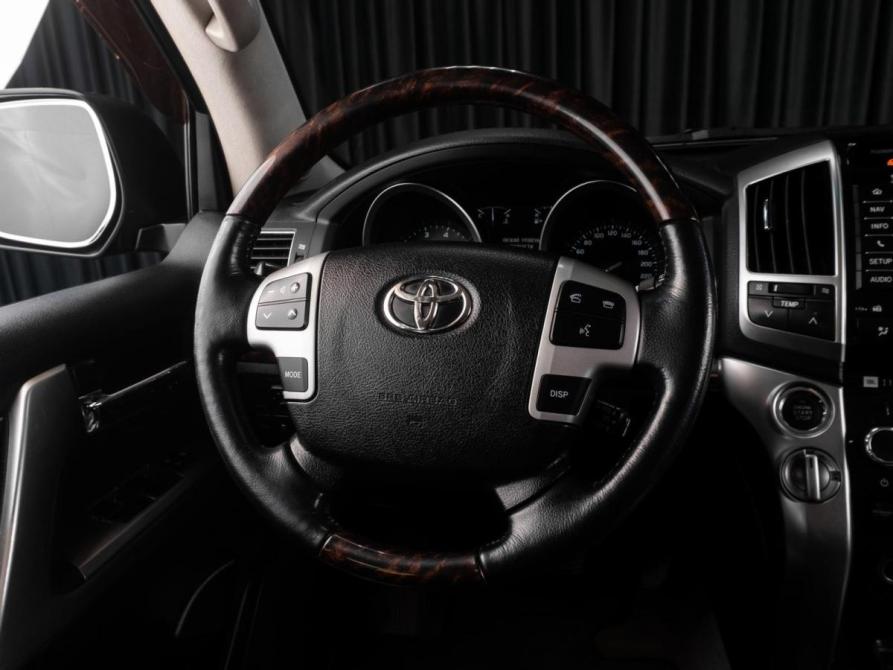 Toyota Land Cruiser 200 Series Рестайлинг 1 Тюмень  - изображение 13