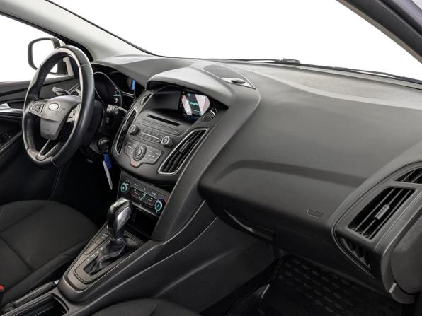 Ford Focus III Рестайлинг с пробегом 2018 года, цена 1 100 000 рублей, 93542 км, хэтчбек, Автокод Объявления