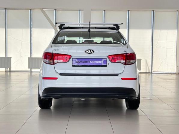 Kia Rio III Рестайлинг с пробегом 2016 года, цена 1 145 000 рублей, 90949 км, седан, Автокод Объявления