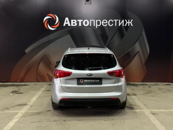 Kia Ceed II с пробегом 2015 года, цена 990 000 рублей, 191638 км, универсал, Автокод Объявления