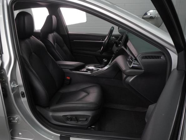 Toyota Camry VIII (XV70) Рестайлинг с пробегом 2021 года, цена 2 389 000 рублей, 215229 км, седан, Автокод Объявления