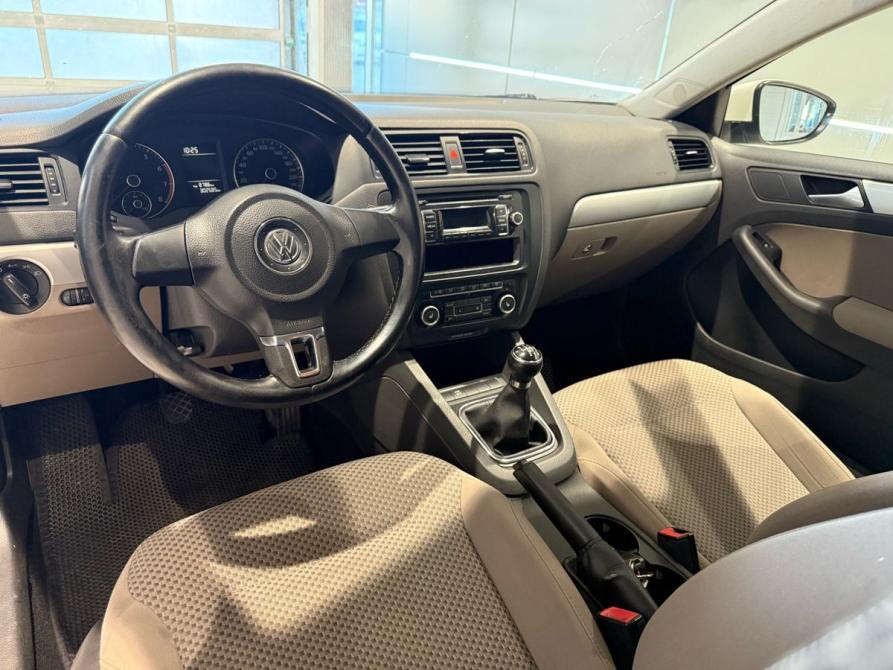 Volkswagen Jetta VI Екатеринбург  - изображение 11