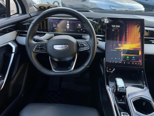Geely Atlas II с пробегом 2024 года, цена 2 499 000 рублей, 117000 км, внедорожник, Автокод Объявления